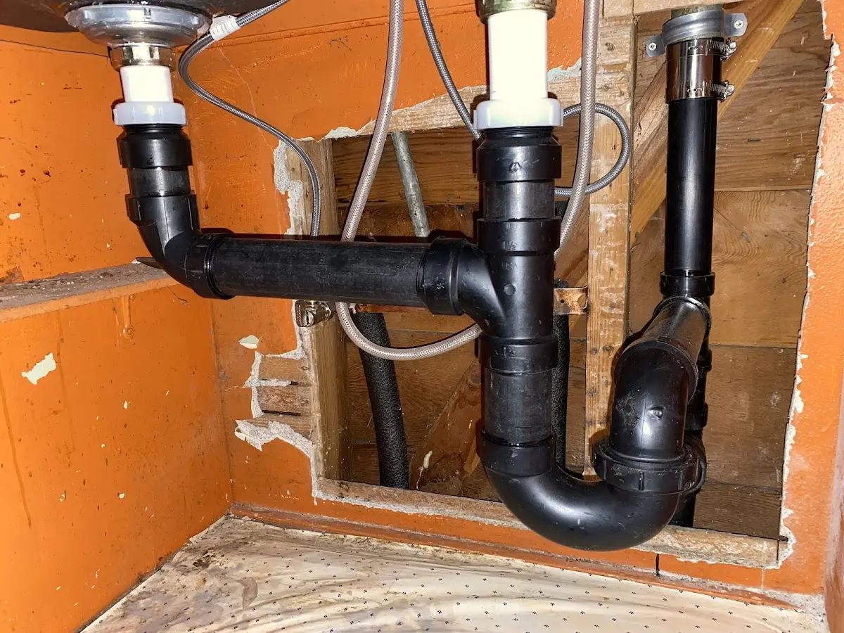 Professional Pipe Bursting equipment and tools on the job in Spring City